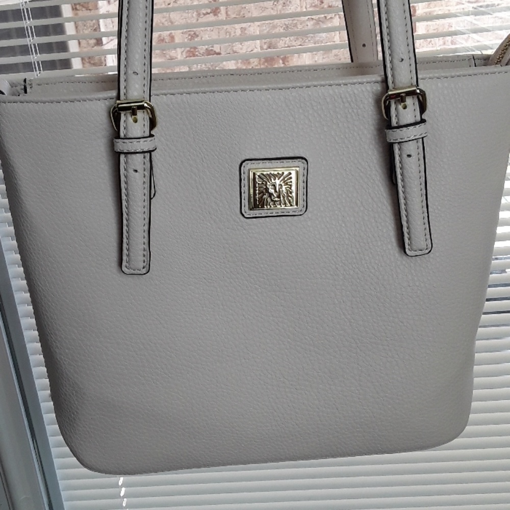 Anne Klein
Perfect Tote
